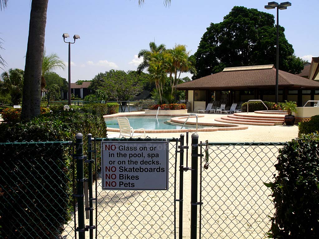 Retreat Condos Community Pool Safety Fence